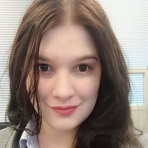 Meet your Posher, Courtney